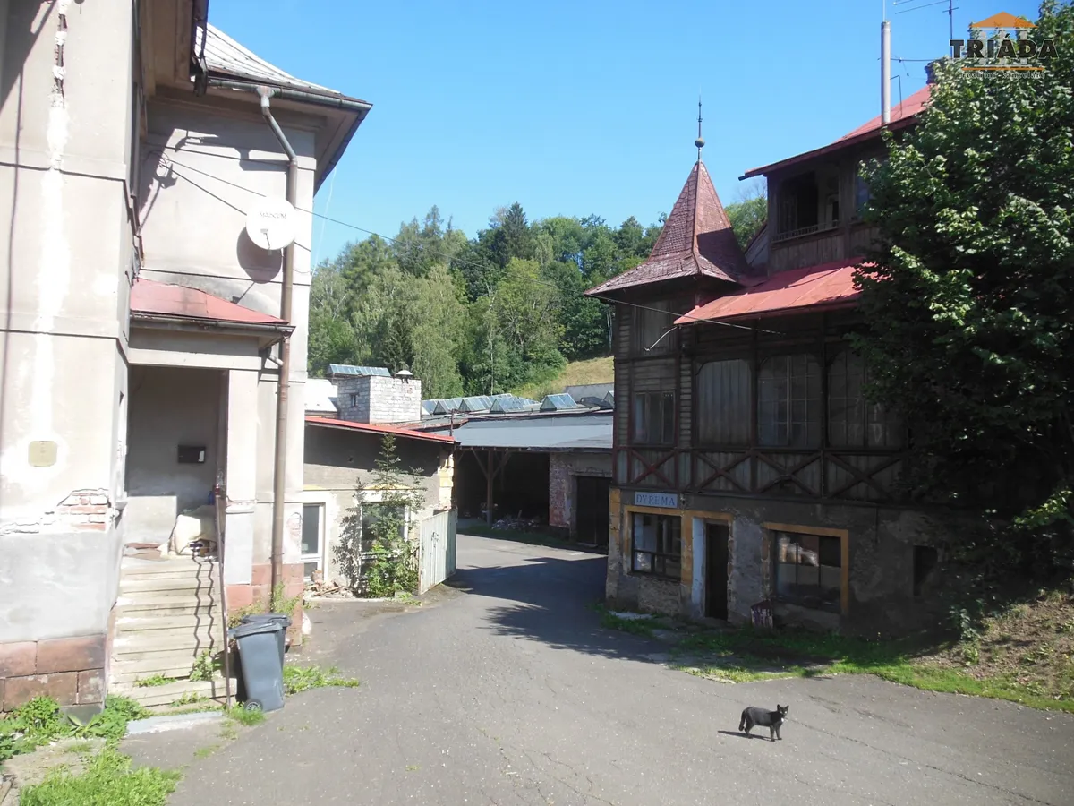 Prodej výrobní haly, prostoru 10029 m²